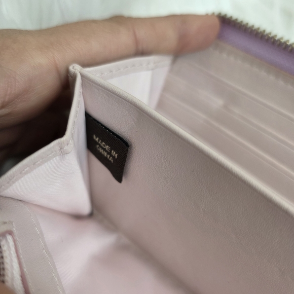 Coach Julia Letaher Wallet - Picture 5 of 7